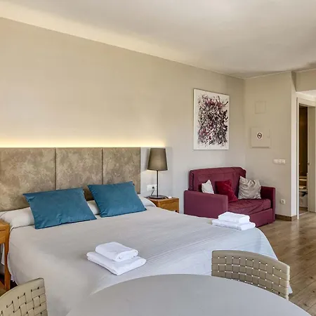 1904 Apart Otel Figueres (Girona)