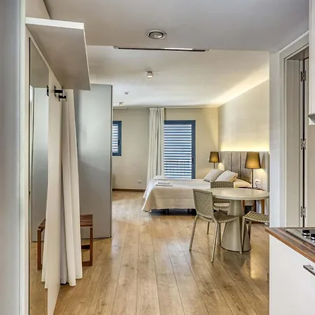 Apart Otel 1904 3*