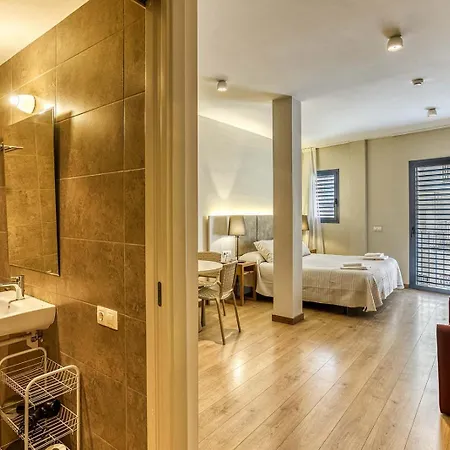 1904 Apart Otel Figueres (Girona)